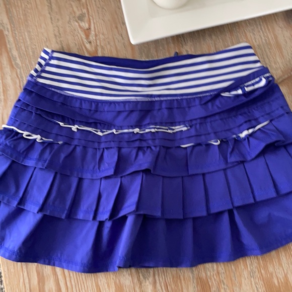 lululemon athletica Dresses & Skirts - Lululemon skirt